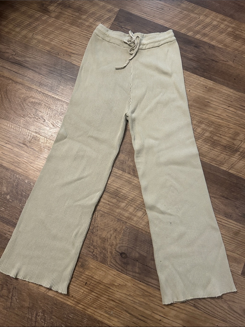 Free with bundle purchase Cider Light Beige Ribbed Pants Women's small